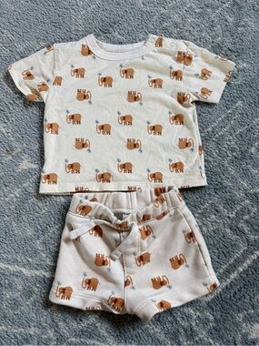Sofia Grainge x Amazon Essentials Cream Elephant Print Set